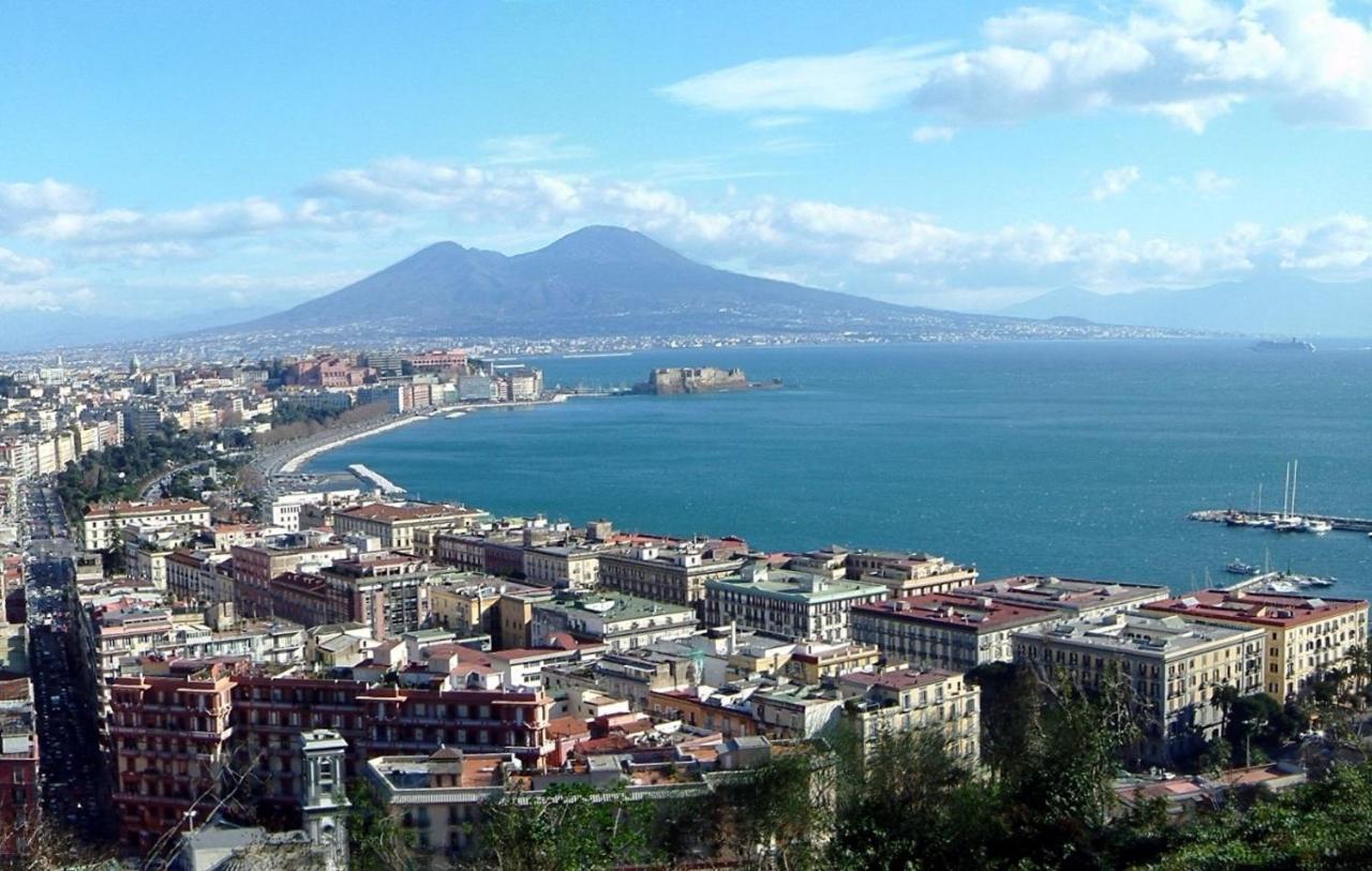 Bed&Coffee Napoli - Scarlatti Appartement Buitenkant foto