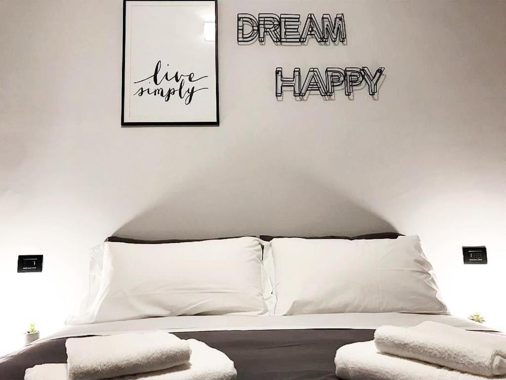 Bed&Coffee Napoli - Scarlatti Appartement Buitenkant foto