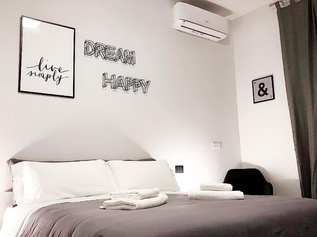 Bed&Coffee Napoli - Scarlatti Appartement Buitenkant foto
